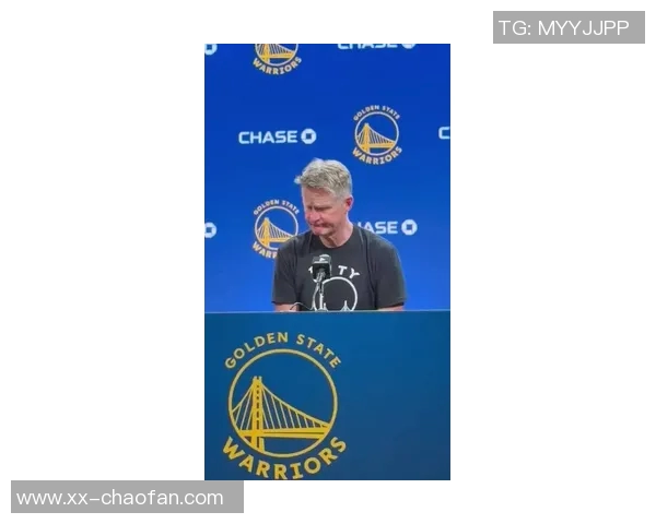 科尔计划同时启用库里与斯潘塞让库里更多无球跑动减轻持球压力