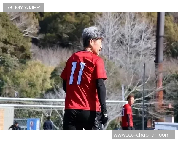 近59岁三浦知良首发出战J3联赛20分钟未射门被换下引发关注 近59岁三浦知良首发出战J3联赛20分钟未射门被换下引发关注